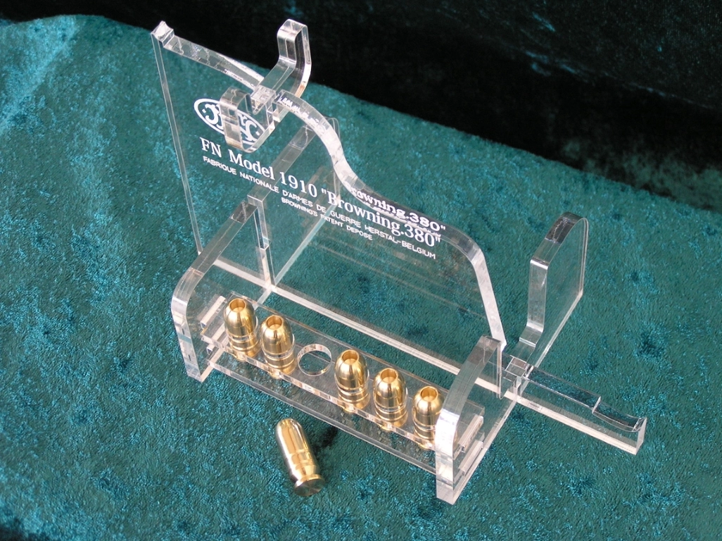 CMC A Browninog380